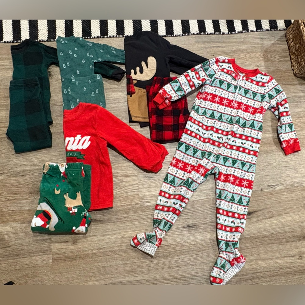 Bundle of Christmas PJs Size 3T